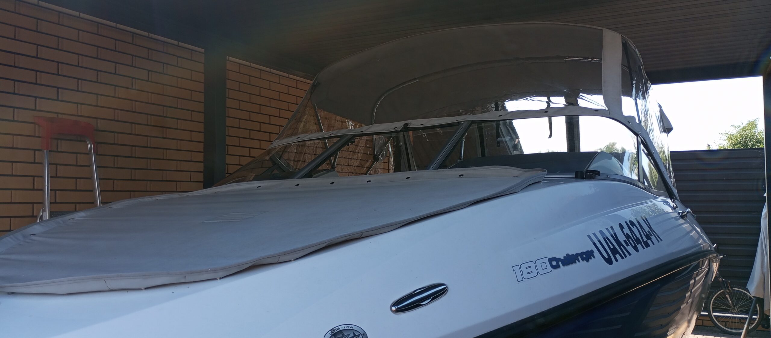 fahrverdeck für boot mit klarer sicht